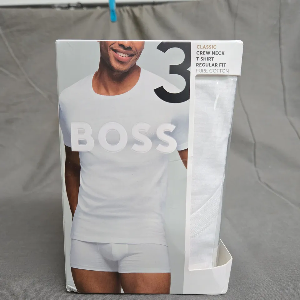 BOXED HUGO BOSS CREW NECK T-SHIRTS - X3 - SIZE XL