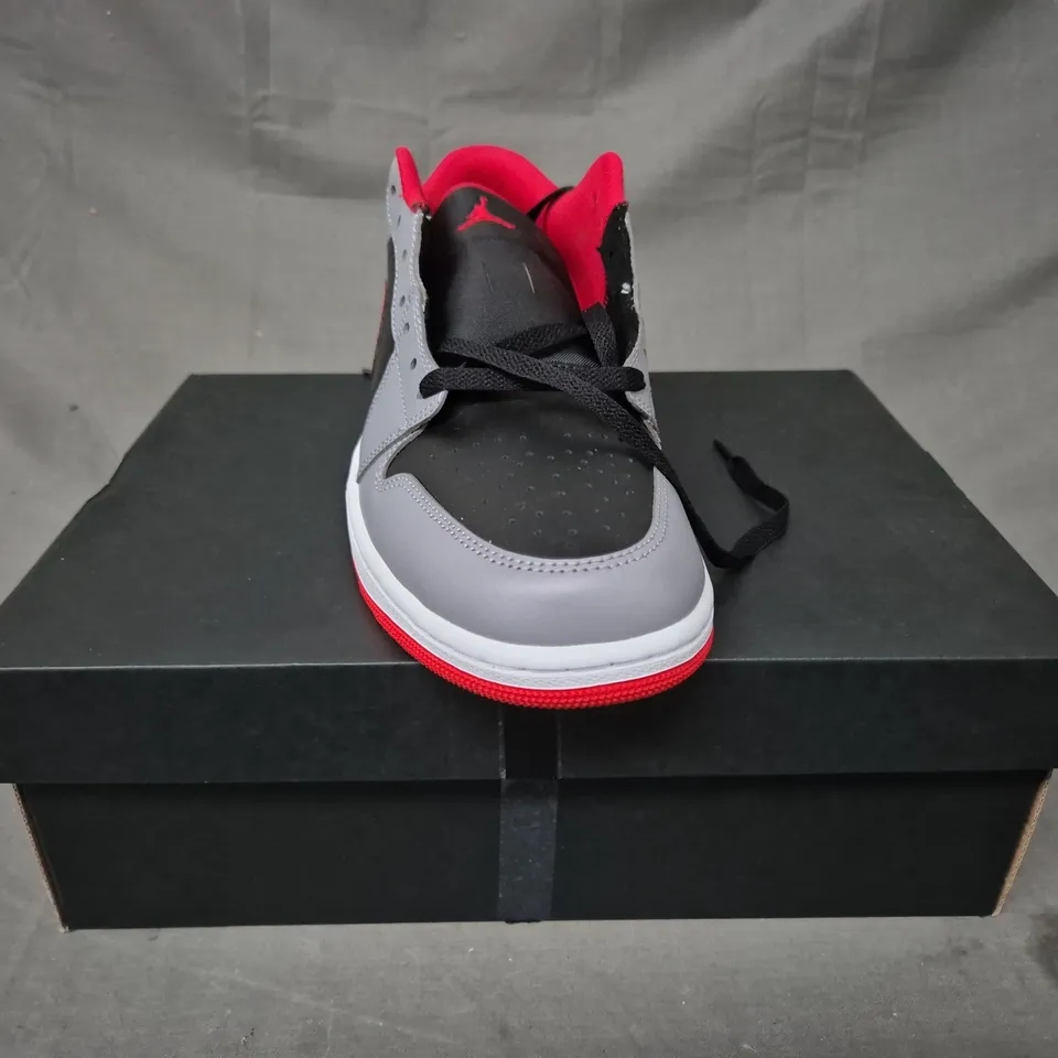 BOXED PAIR OF NIKE AIR JORDAN 1 LOW SHOES IN GREY/BLACK/RED UK SIZE 10