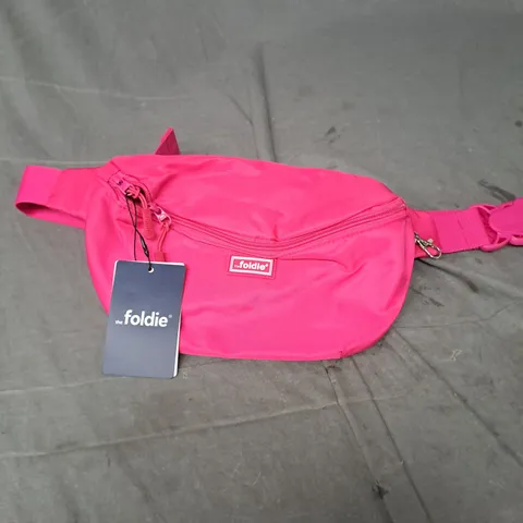 FOLDIE CROSSBODY BAG IN PINK 
