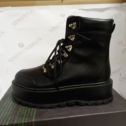 KOI VEGAN PLATFORM BOOTS UK SIZE 9