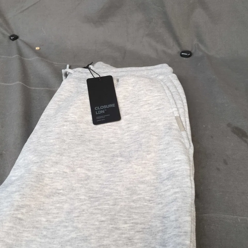 CLOSURE LONDON RELAXED OPEN HEM JOGGER – LIGHT GREY MARL – UK SIZE M