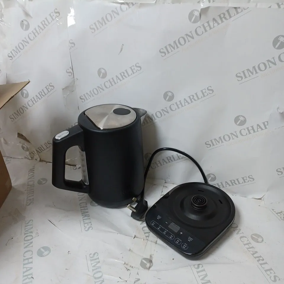 BOXED NINJA PERFECT TEMPERATURE KETTLE KT200UK
