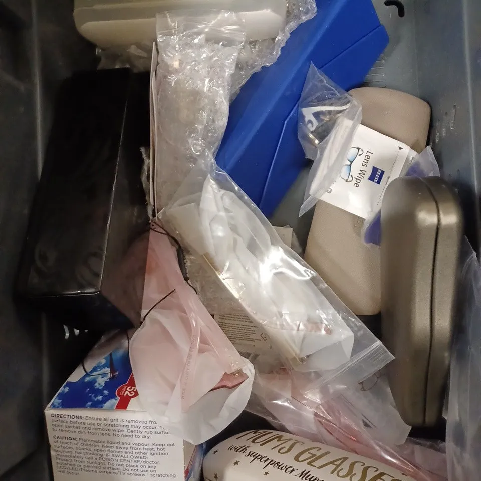 BOX OF APPROXIMATELY 20 ASSORTED VISION CARE ITEMS TO INCLUDE PRESCRIPTION LENS GLASSES, SUNGLASSES, CLEANING WIPES ETC 
