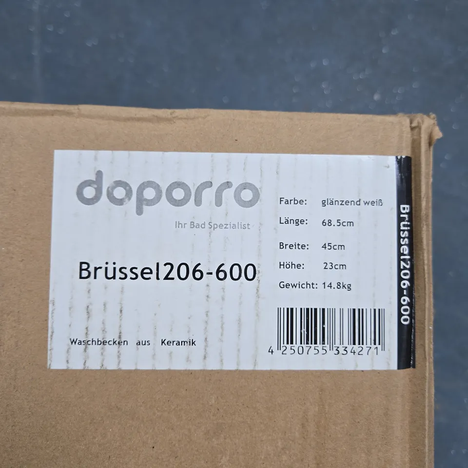 DOPORRO BRÜSSEL206-600 CERAMIC WASHBASIN – GLOSSY WHITE, 68.5 X 45 X 23 CM (BOXED)