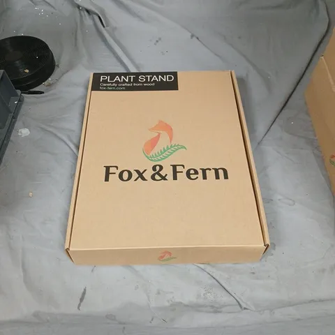 FOX & FERN PLANT STAND – (BOXED)