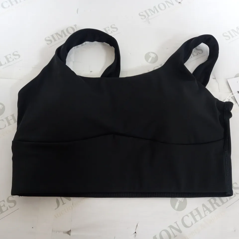 GYMSHARK LONGLINE SPORTS BRA IN BLACK - MEDIUM