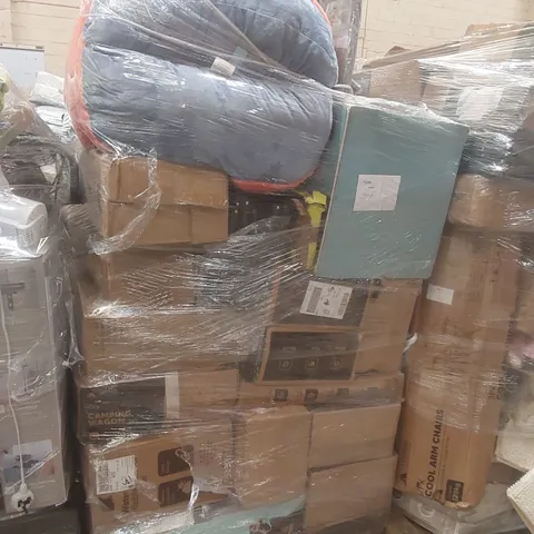 PALLET OF ASSORTED E-COMMERCE GOODS AND PRODUCTS TO INCLUDE: CAMPING WAGON, KIDOOLA CAR SEAT, SUITCASES, PARASOL BASE, BLUEY CAR PLUSH SOFA ECT