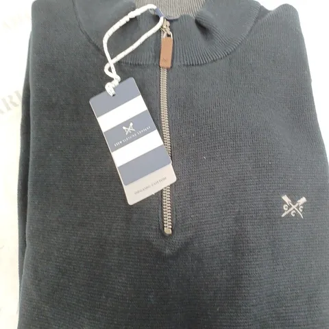 CREW CLOTHING COMPANY IN BLACK SIZE XL
