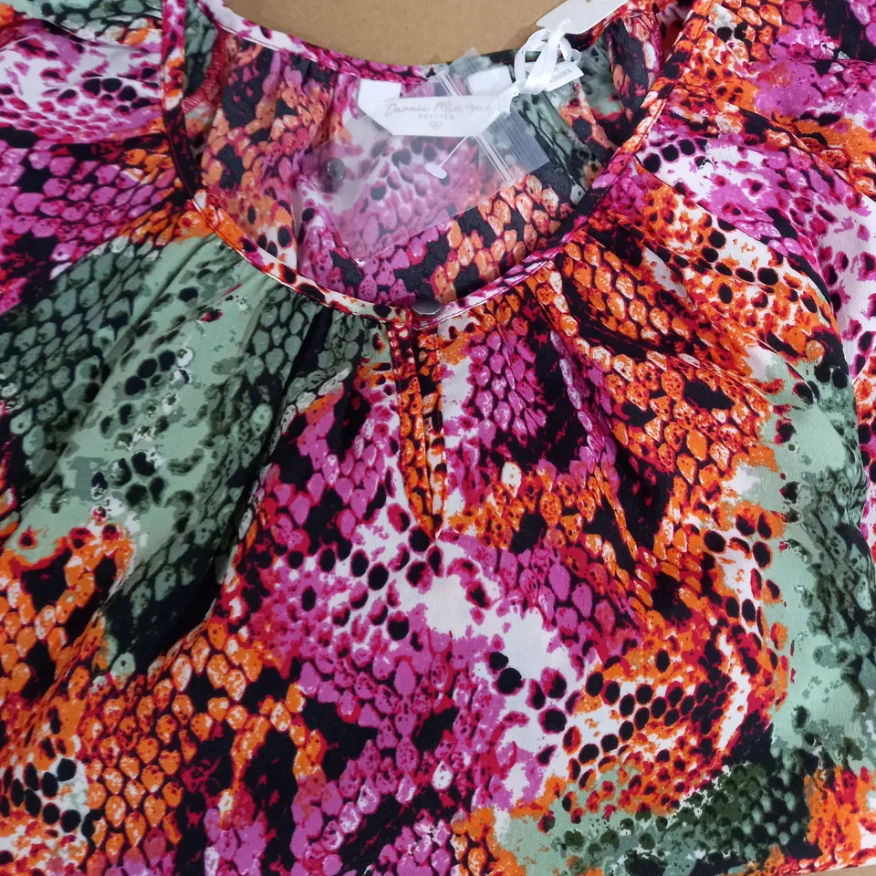 DANNII MINOGUE BLOUSE SIZE 14