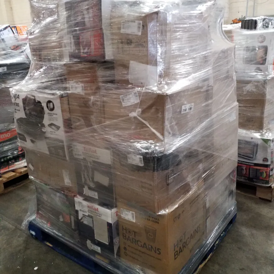 PALLET OF APPROXIMATELY 31 UNPROCESSED RAW RETURN HOUSEHOLD AND ELECTRICAL GOODS TO INCLUDE;