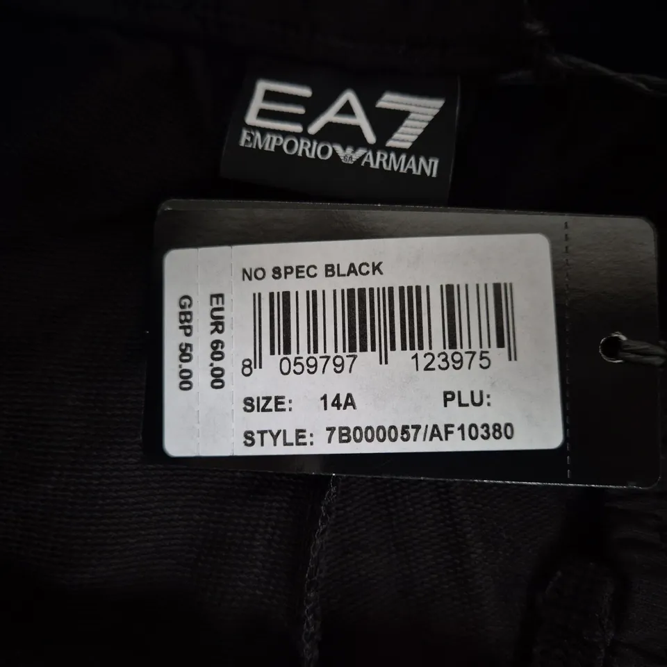 EA7 EMPORIO ARMANI BLACK SHORTS – UK 14 (14A)