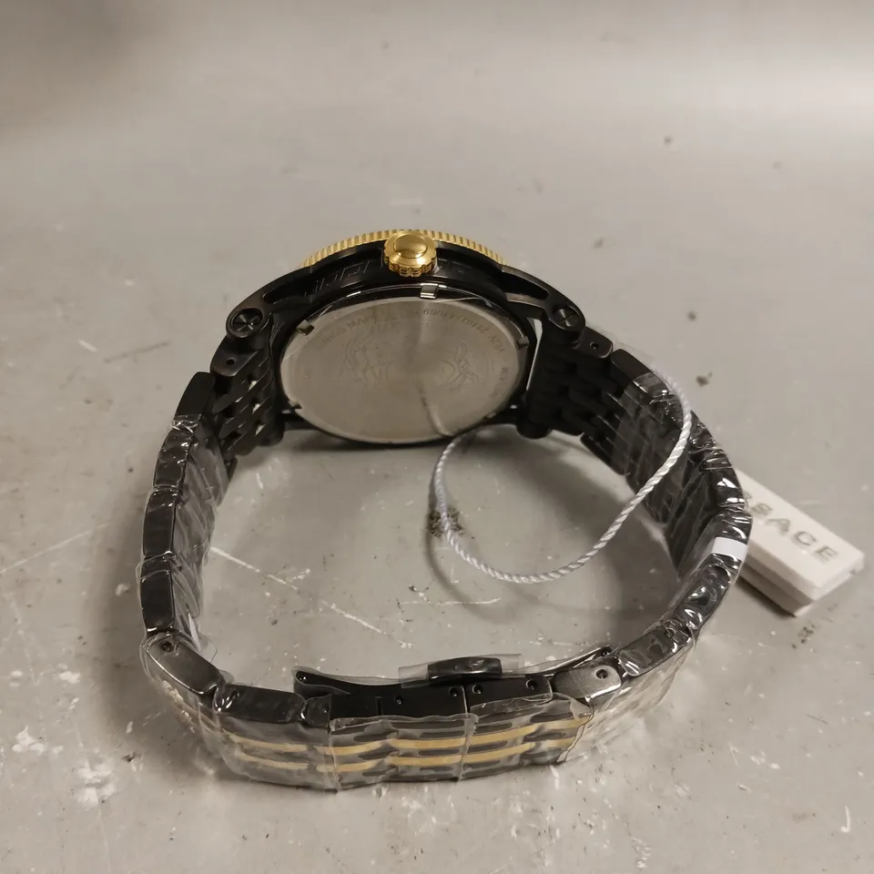 VERSACE 3D MEDUSA DIAL LINK WATCH 