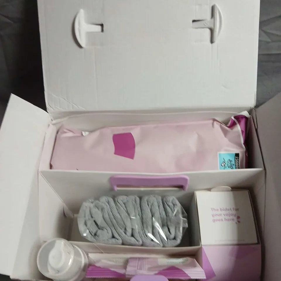 FRIDA MOM BEAUTY GIFT SET 