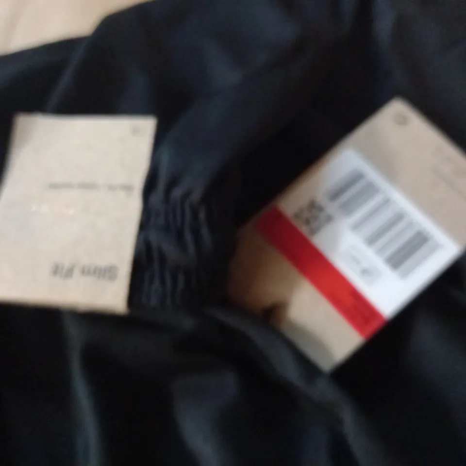 NIKE BLACK MENS SHORTS - L/G
