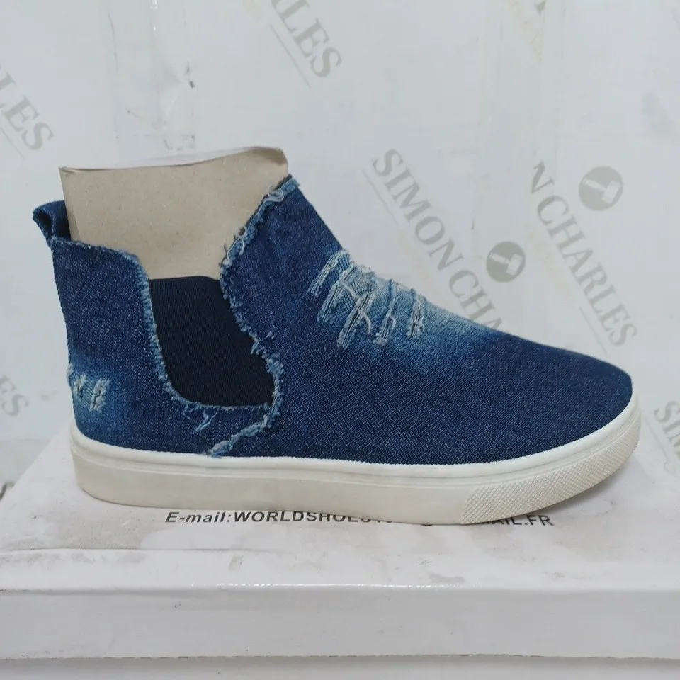 BOX OF APPROXIMATELY 10 PAIRS OF SHOES TO INCLUDE DENIM SHOES, LOW HEELS, HIGH GEM HEELS ETC