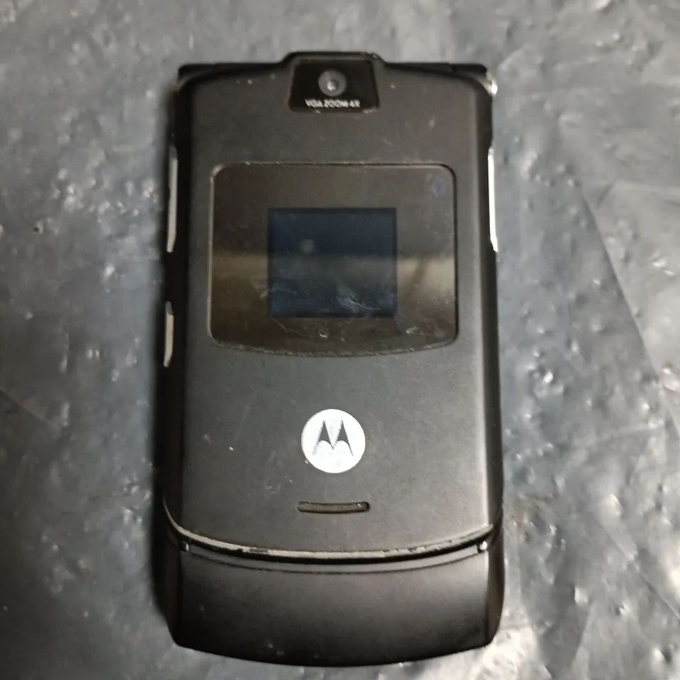 MOTOROLA MQ4-4411G21 MOBILE FLIP PHONE