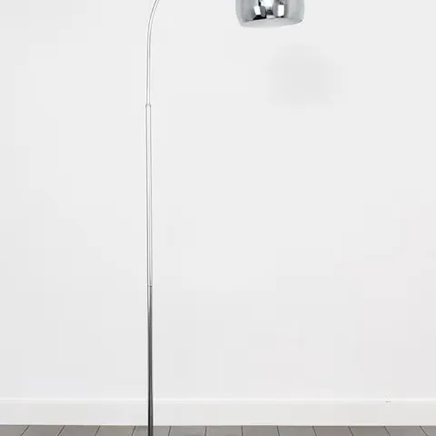 BOXED CURVA FLOOR LAMP - CHROME