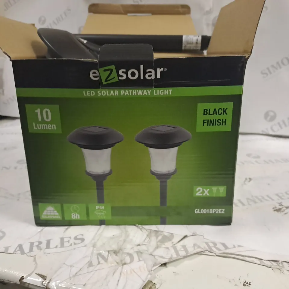 BOXED SET OF 2 EZSOLAR LED SOLAR PATHWAY LIGHTS 