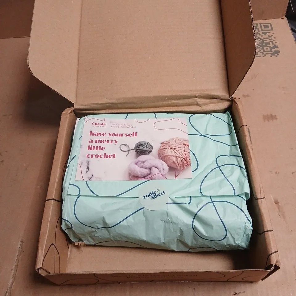 CURATE CROCHET BOX X LOTTIE AND ALBERT STARRY NIGHTS HOT WATER BOTTLE BOXED