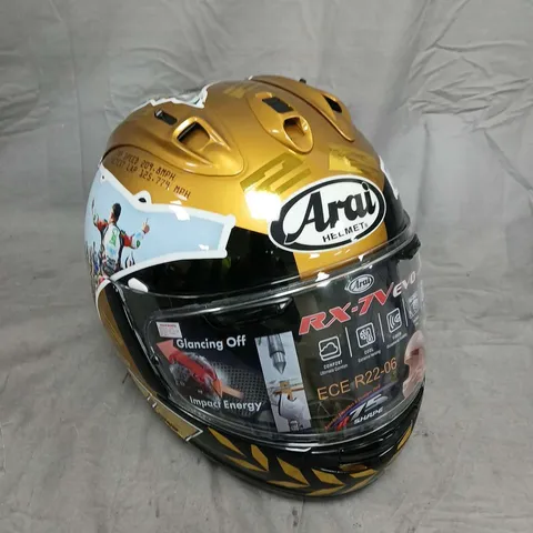 ARAI RX-7V EVO GLENN IRWIN WW200 TRIBUTE OFFICIAL REPLICA MOTORCYCLE HELMET – GOLD/BLACK