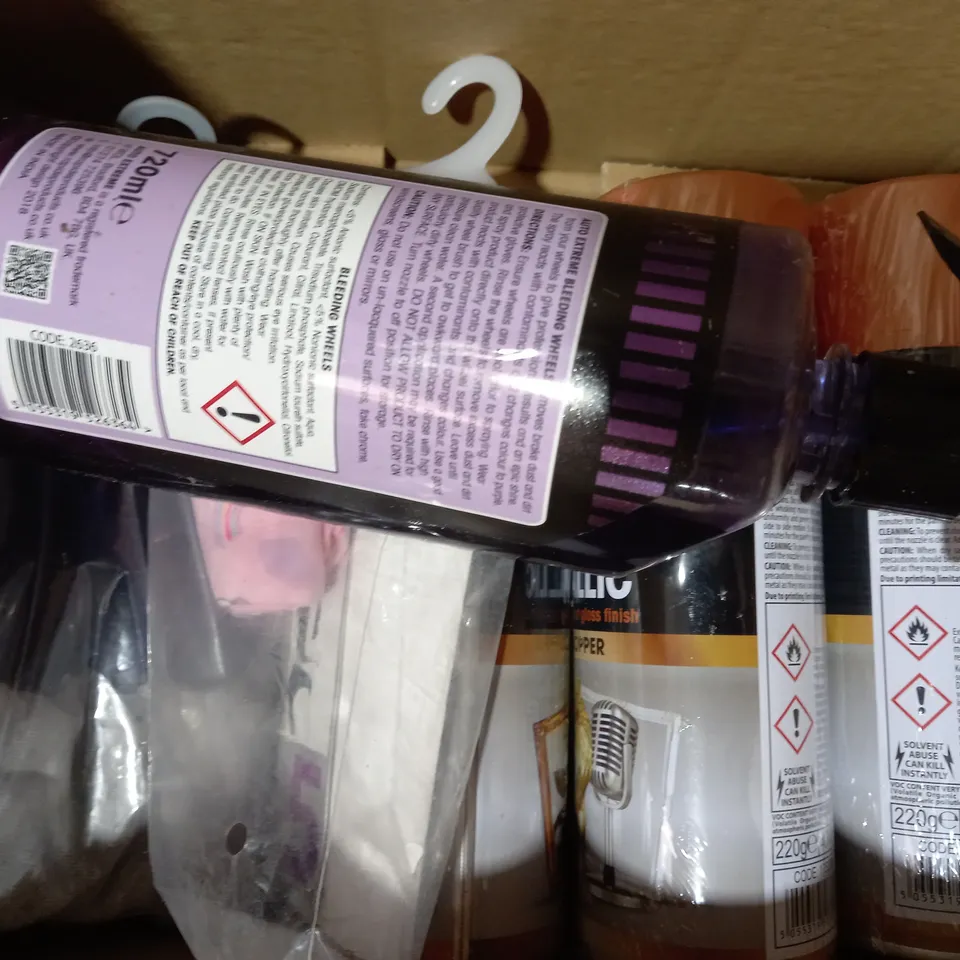 BOX OF APPROXIMATELY 5 ASSORTED HOUSEHOLD ITEMS TO INCLUDE INTERIOR & EXTERIOR METALLIC PAINT, GLOSS VARNISH, ETC - COLLECTION ONLY