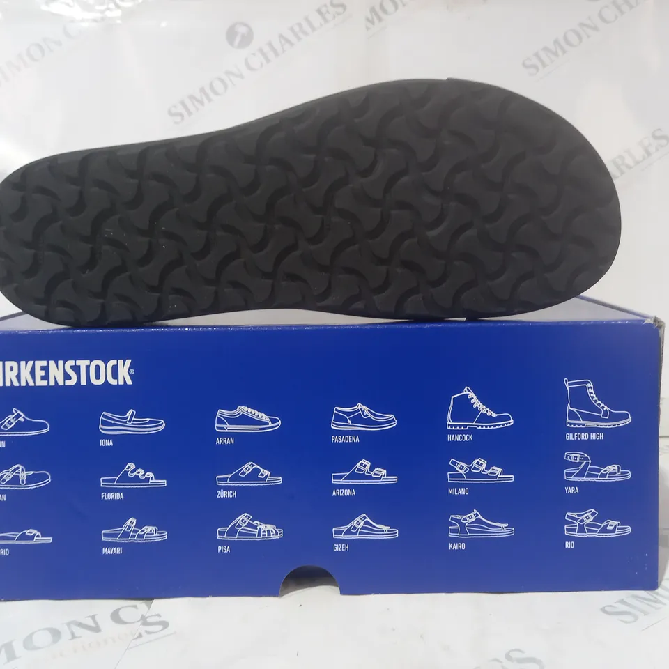 BOXED PAIR OF BIRKENSTOCK BEND LOW DIP SHOES IN BLACK EU SIZE 46