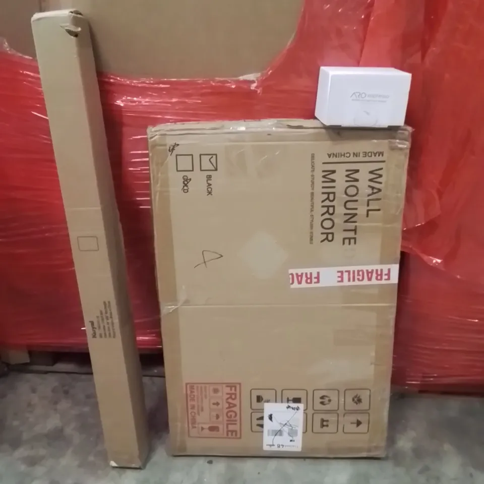 PALLET OF ASSORTED HOUSEHOLD GOODS AND PRODUCTS TO INCLUDE;WALL MOUNTED MIRROR,ESPRESSO HOPPER,RETRACTABLE SAFETY GATE 