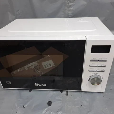 SWAN 20L 700W DIGITAL MICROWAVE - WHITE - COLLECTION ONLY