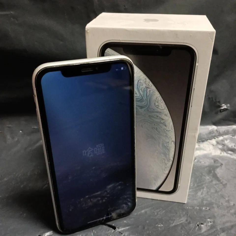 BOXED APPLE IPHONE XR SMARTPHONE 