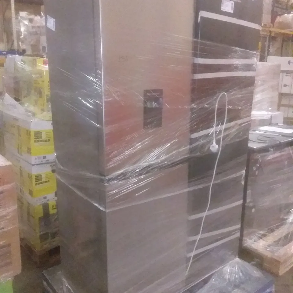 RUSSELL HOBBS FREESTANDING FRIDGE FREEZER - BLACK AND HISENSE RB327N4WC1 55CM FREESTANDING 5050 FRIDGE FREEZER