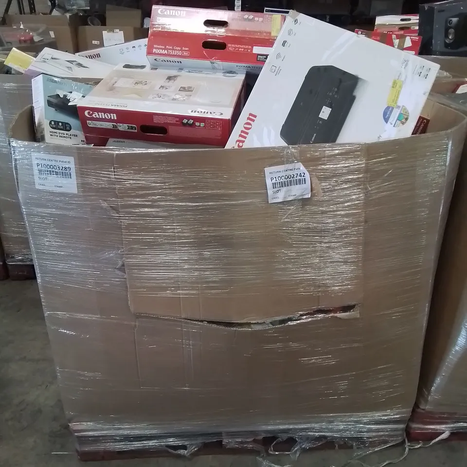 PALLET CONTAINING VARIOUS ASSORTED BOXED ELECTRONIC ITEMS TO INCLUDE: SEVERAL PRINTERS, CHARGERS, HEADPHONES, BOOMBOX, SPEAKERS ETC.