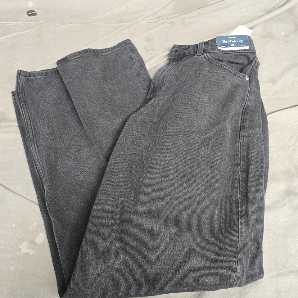 ABERCROMBIE & FITCH HIGH RISE THE WIDE LEG IN BLACK - SIZE 28