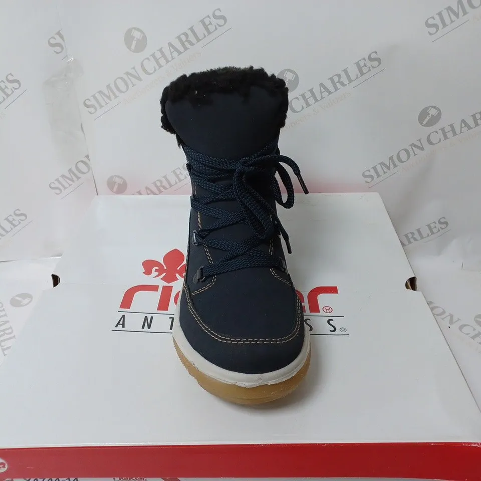 BOXED PAIR OF RIEKER WATER RESISTANT WARM HIKER BOOTS, NAVY -  SIZE 4