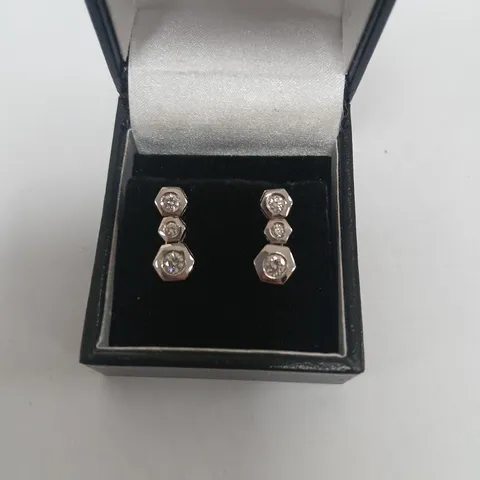 9CT WHITE GOLD DROP EARRINGS SET WITH NATURAL DIAMONDS