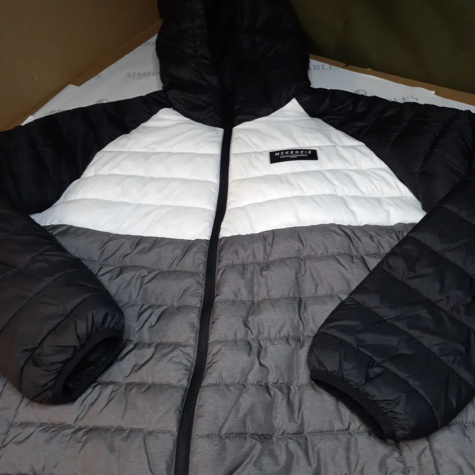 MCKENZIE ZIPPED PADDED COAT SIZE 2XL
