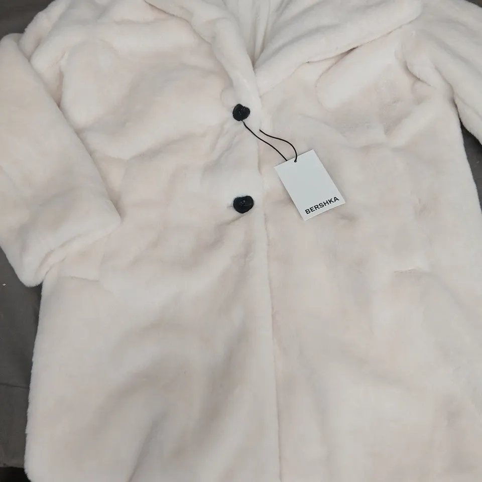 BERSHKA BUTTON FRONT COAT IN WHITE - M