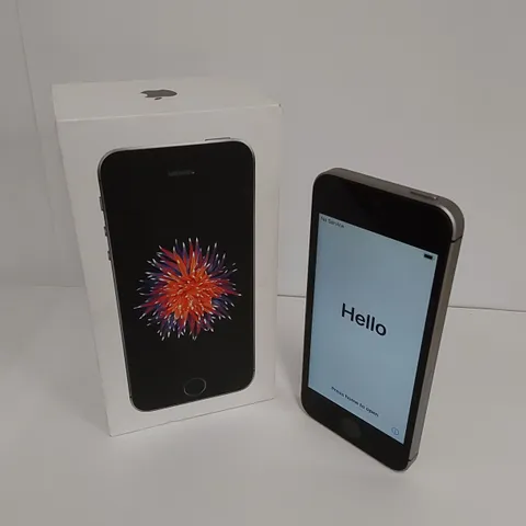 BOXED IPHONE SE IN SPACE GREY 32GB, MODEL: A1723