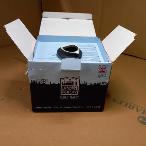 BOXED LONDON POTTERY BLACK GLOBE TEAPOT