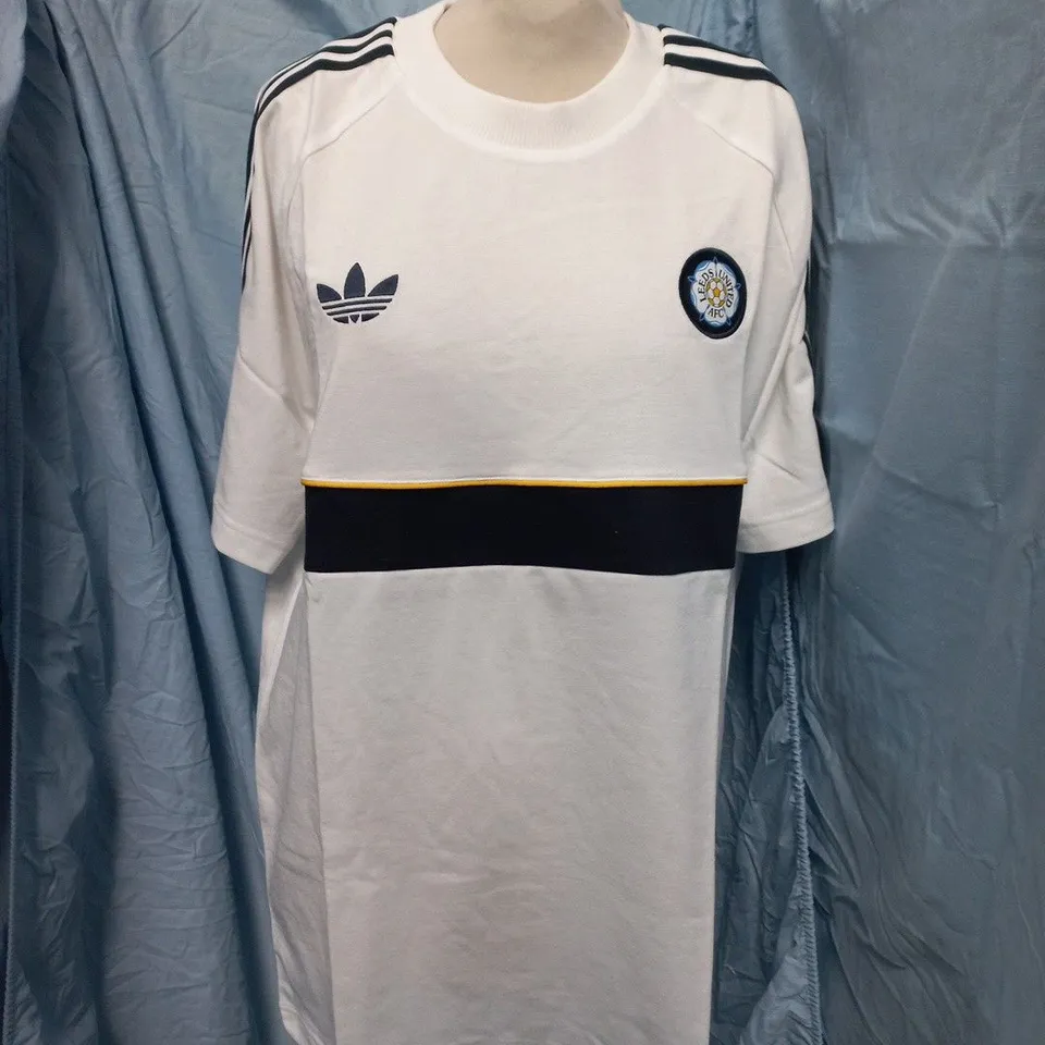ADIDAS LUFC OG2 TEE – WHITE, UK L