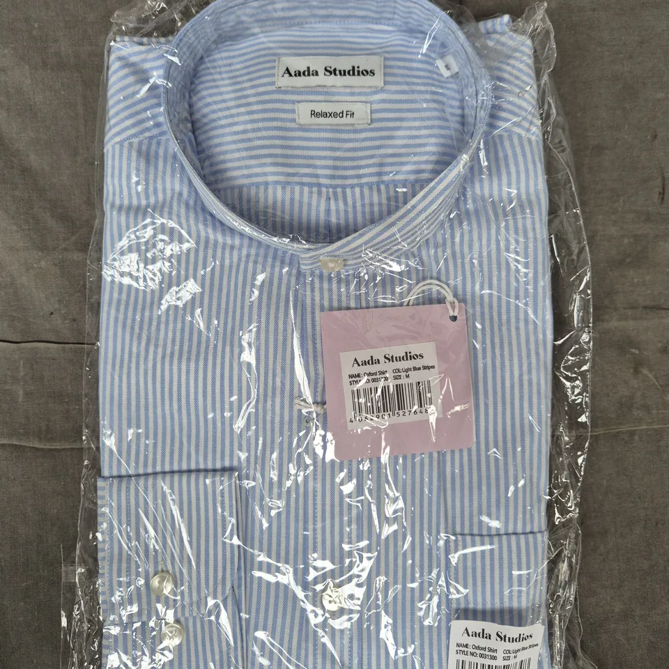 AADA STUDIOS STIPED OXFORD RELAXED FIT SHIRT IN LIGHT BLUE/WHITE SIZE MEDIUM