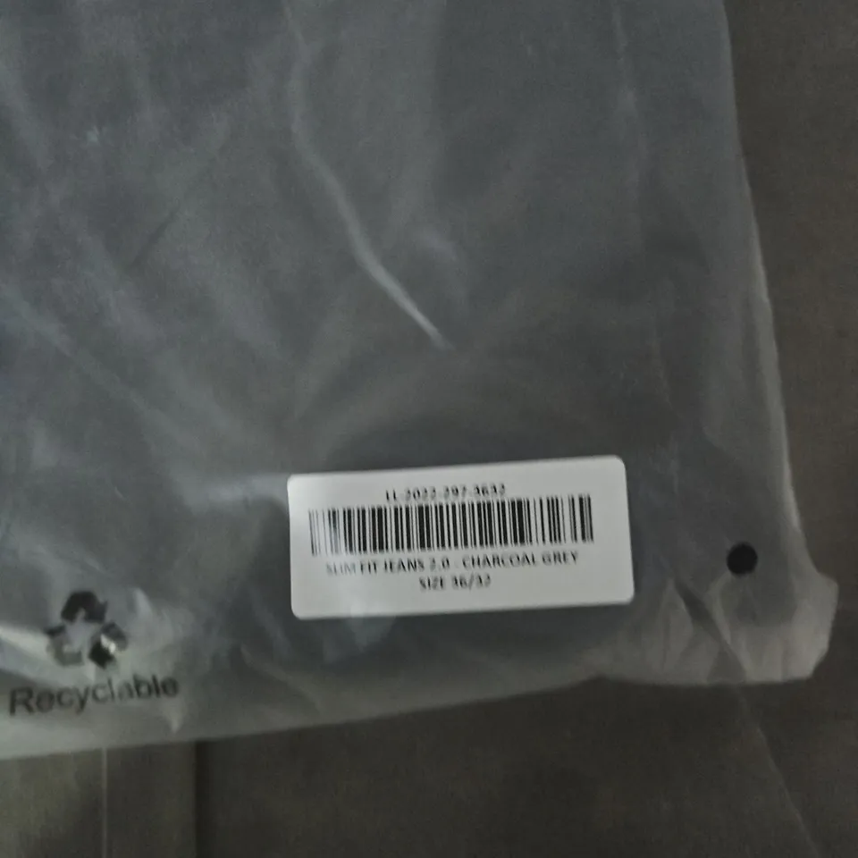 BAGGED LEGEND SLIM FIT JEANS 3.0 CHARCOAL GREY, UK 36/32