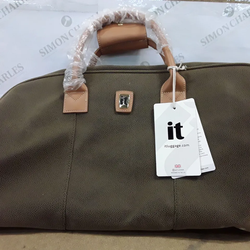 ITLUGGAGE ENDURING 53L DUFFLE BAG