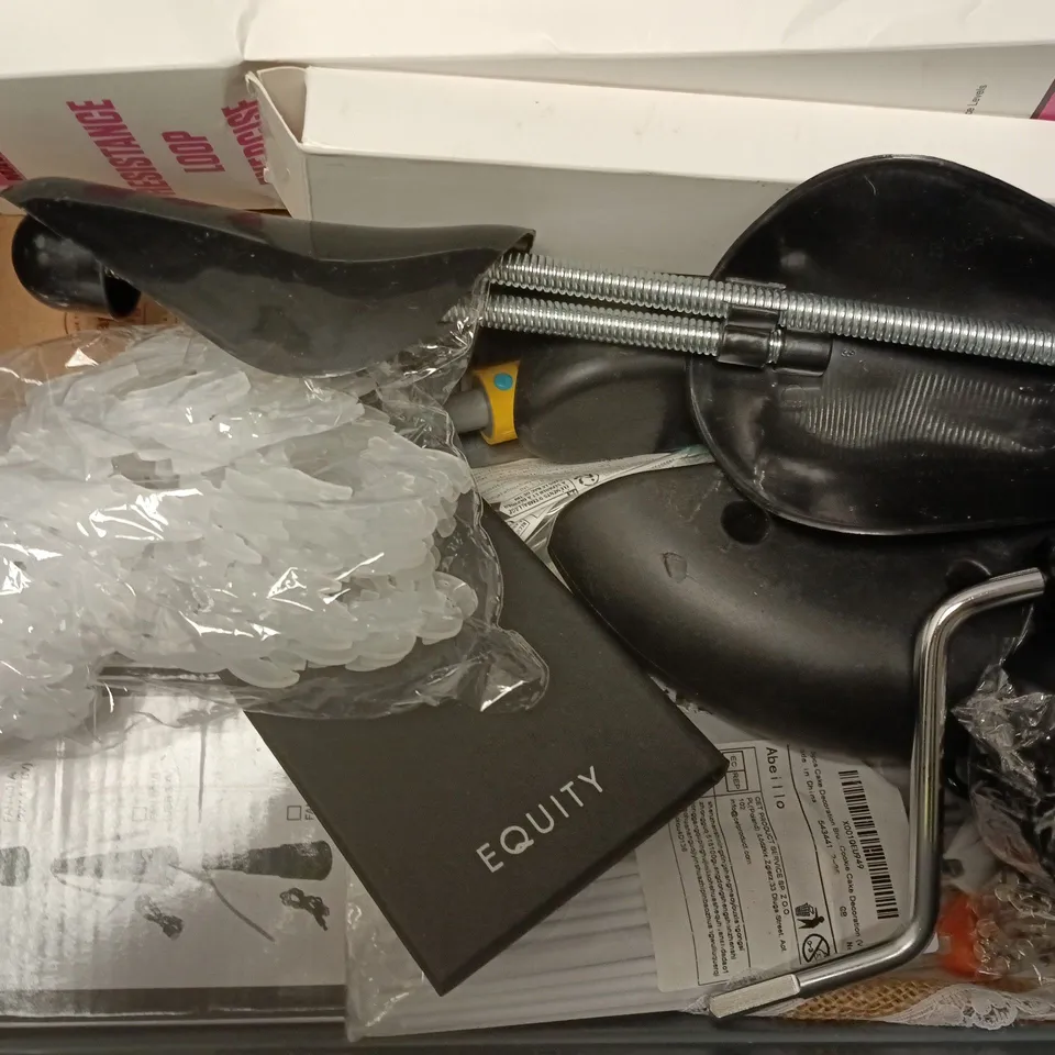 APPROXIMATELY 10 ASSORTED HOUSEHOLD ITEMS TO INCLUDE RESISTANCE LOOP, FAN FLY REPELLER, FLOWERS GROW BAR, ETC