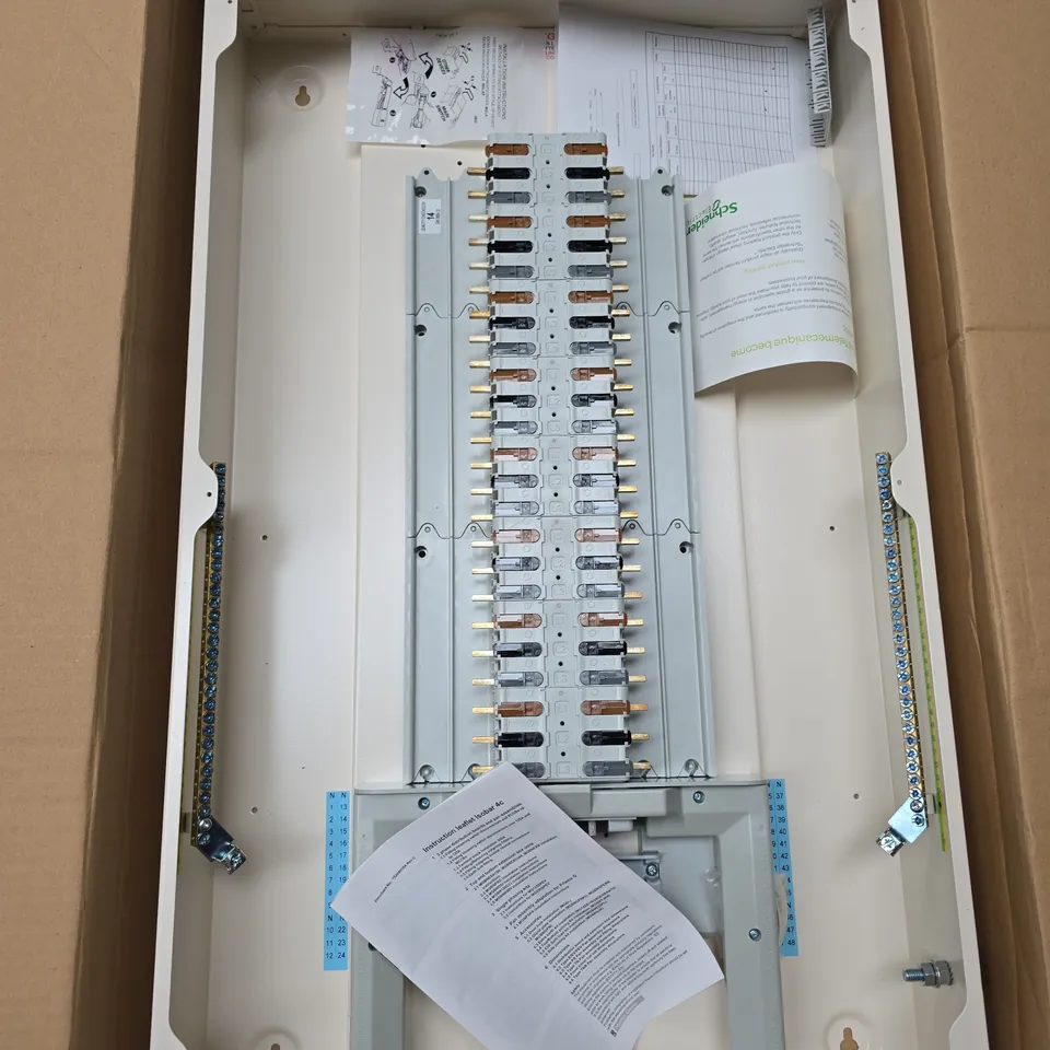 BOXED MERLIN GERIN 16 WAY DISTRIBUTION BOARD 