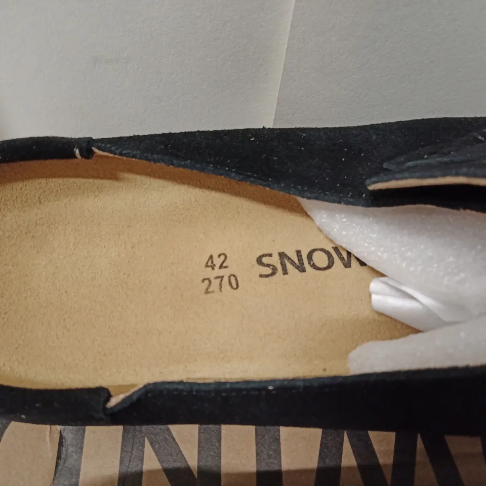 SNOWIND SNOW BOOTS, BLACK SUEDE, UK 8 (EU 42)