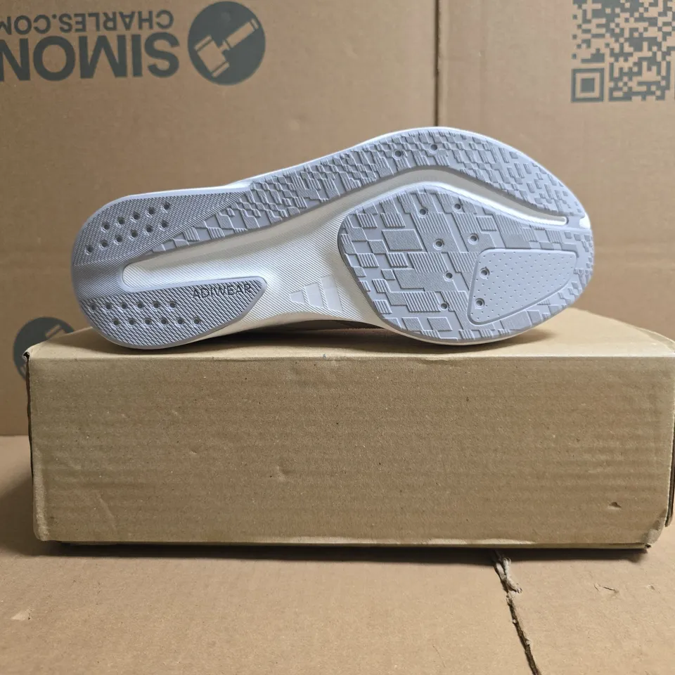 BOXED PAIR OF ADIDAS DURAMO RC2 TRAINERS IN LIGHT PINK SIZE UK 6