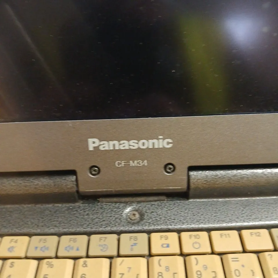 PANASONIC TOUGHBOOK CF-VB34 RUGGED LAPTOP – BEIGE KEYBOARD, ANTENNA (UNTESTED)