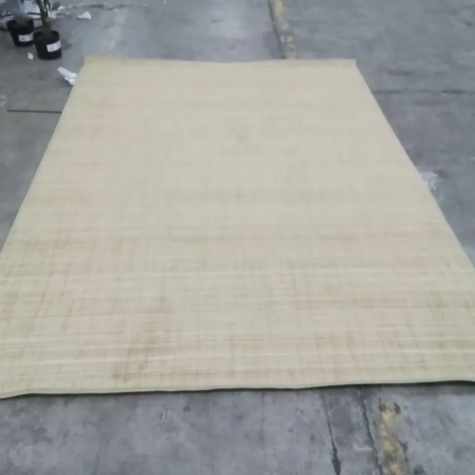 QUALITY DESIGNER AREA RUG - APPROXIMATELY 250X170CM