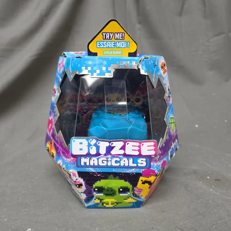 BOXED BITZEE MAGICALS INTERACTIVE DIGITAL PET RRP £34.99