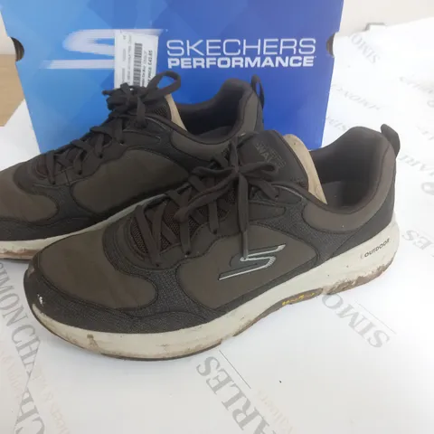 PAIR OF SKECHERS GO WALK TRAINERS - UK 10